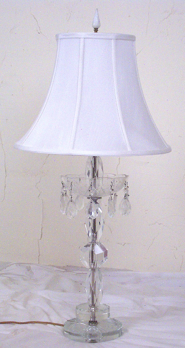 Antique Lighthouse - Elegant, tall cut-crystal table lamp, w/crystal